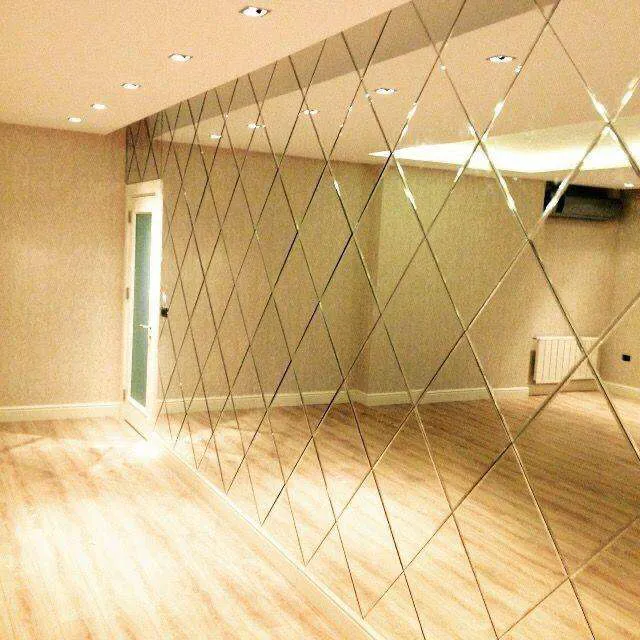 Diamond Mirror